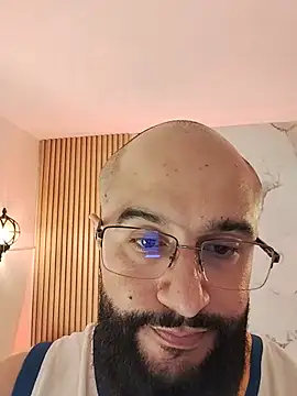 Chatroom XXX en direct de Luke__09