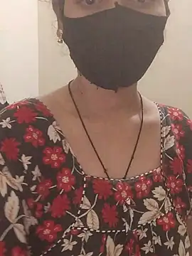 Chat +18 de Sexynageena ao vivo
