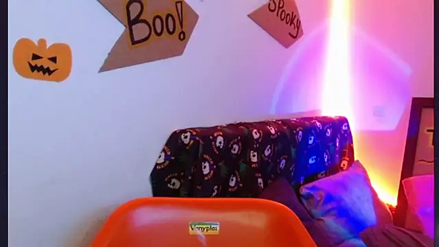 Victoria-Moon live XXX chat