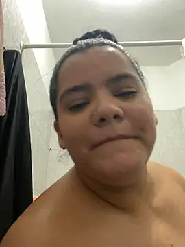 NaniGgold Chat XXX in diretta
