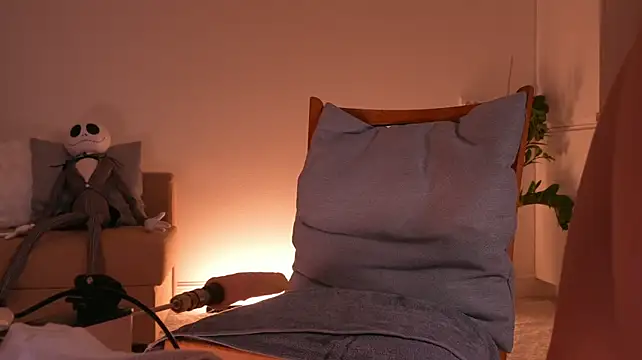 Miablueye Chat XXX in diretta