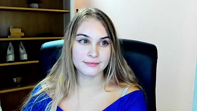 kitty_valeria 即時 XXX 聊天