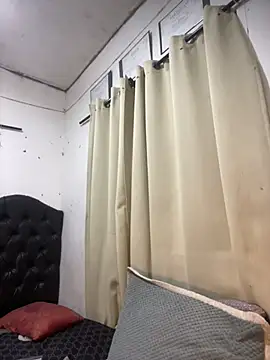chennybbgirl's Live XXX Chat