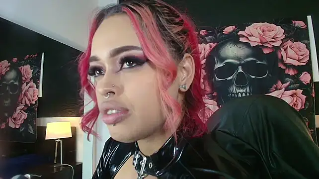 Czat XXX na żywo – EvaaFoxxy1