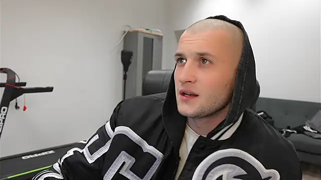 Chat XXX ao vivo de Igor_Wilde