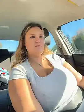 Latinamommy26 – Naživo XXX chat