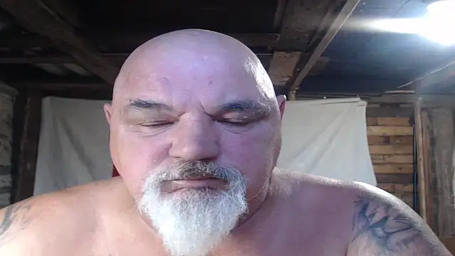 แชท XXX สดของ Newfiesausage1972