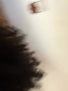 הופעת וובקאם של Rizos_hot_official