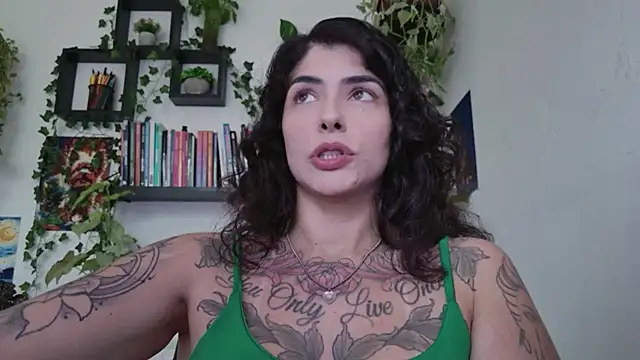 دردشة TaliMajesty الجنسية المباشرة