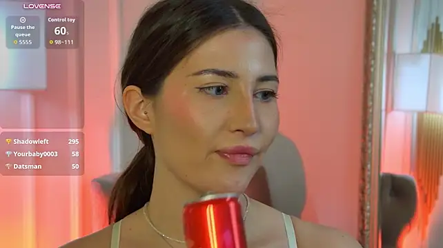 LisaDeviss Adlı Modelin Canlı XXX Sohbeti