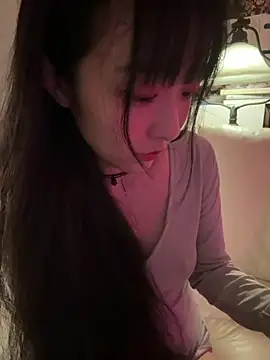 Etherealcat33のライブXXXチャット