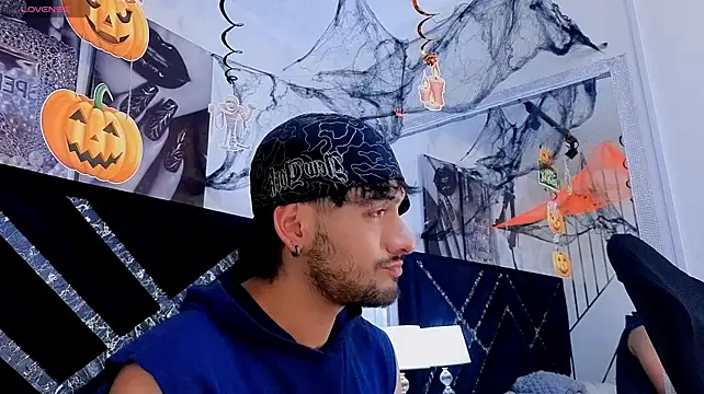 3MPI7ERNOn Live XXX chat