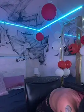 SamathaMay Adlı Modelin Canlı XXX Sohbeti