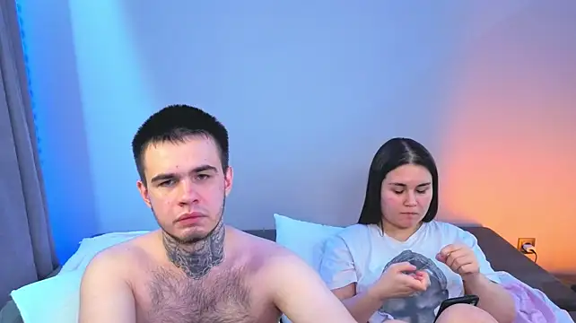 LucyMuur: απευθείας συνομιλία ΧΧΧ