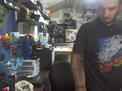 CloudDadddyyy élő XXX-chatje