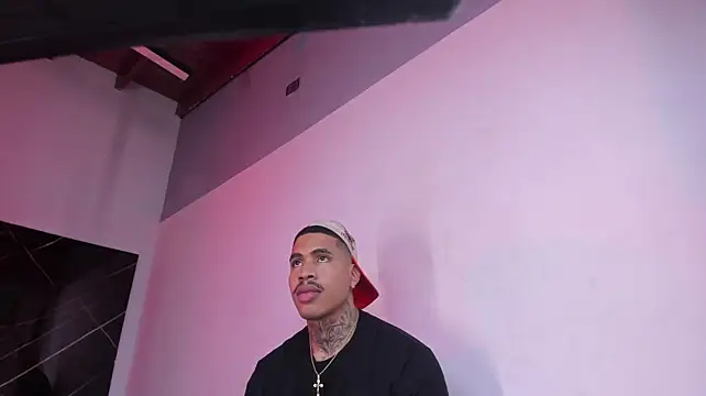 Chat XXX ao vivo de Chirshot_