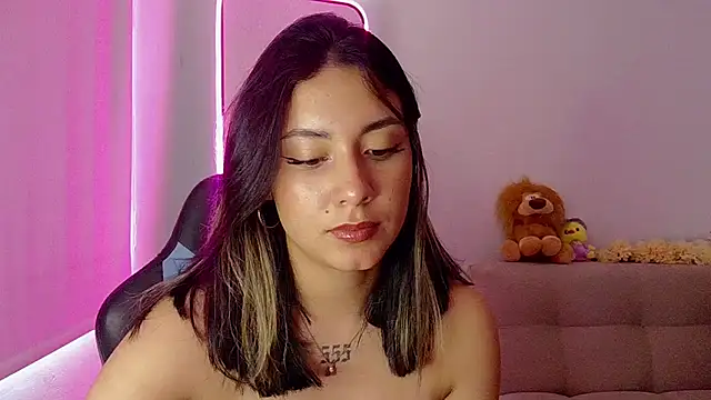 Chat +18 de Lia_14_ ao vivo