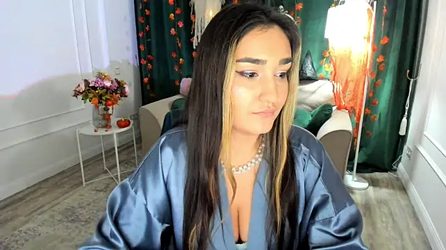 GoldenHeart_1's Live XXX Chat