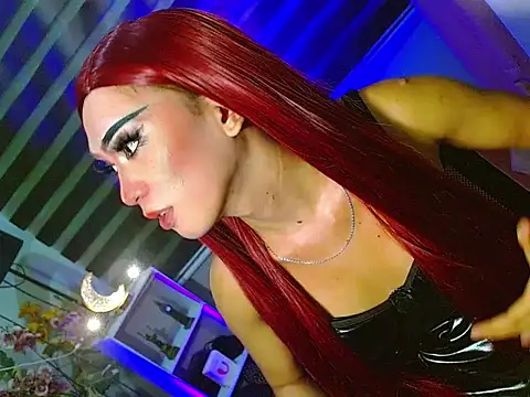 Pokazy przed kamerką – HOLLYWOOD_QUEEN_88
