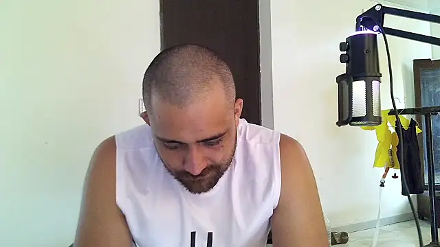 Chatroom XXX en direct de aronmiller404