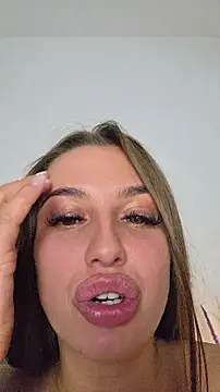 XXX chat uživo modela CrazyBhonnieX