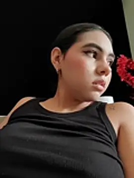Czat XXX na żywo – AlinnaRosee_
