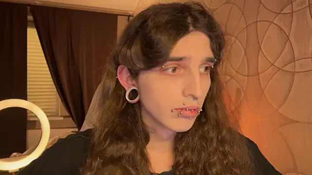 Kriisp élő XXX-chatje