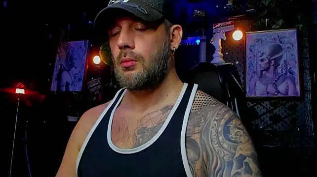XXX chat uživo modela LexHardy
