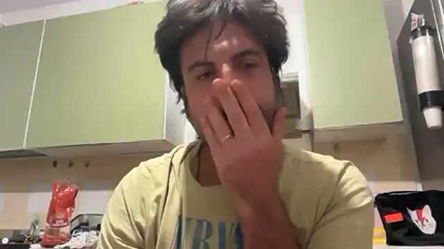 beardo85 XXX чат на живо