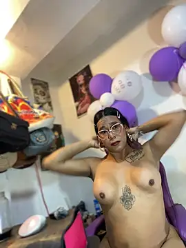 GoddessAlix Chat XXX in diretta