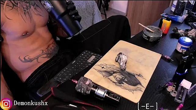 Chat XXX ao vivo de DemonKush--
