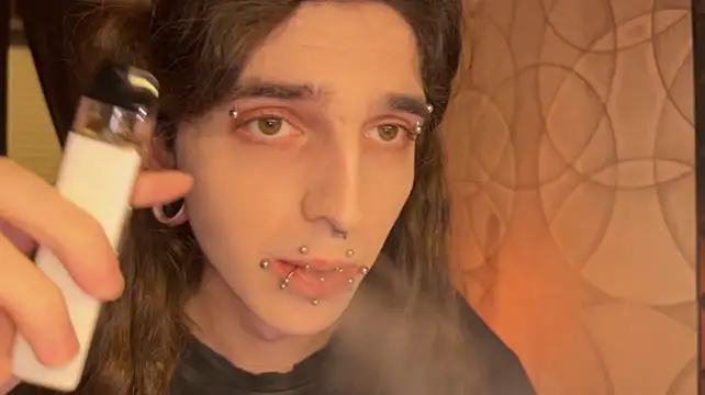 Kriisp Live XXX-Chat