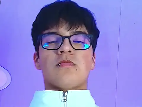Milo_Wolff Live XXX-Chat