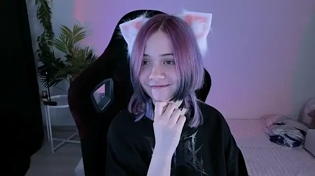 Hikkacatn Live XXX chat