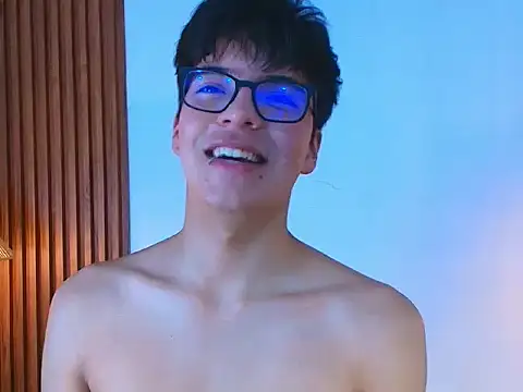 Milo_Wolff XXX чат на живо