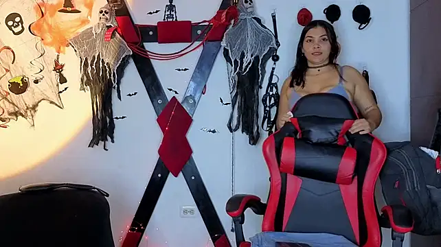 Hana_and_Chantal Live XXX-chat