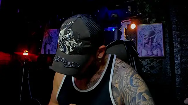 Chat XXX en directo de LexHardy
