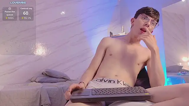 mathias_saenz – Live XXX-chat