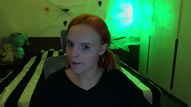 agatamooons XXX чат на живо
