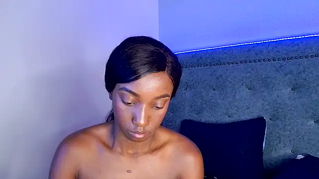 FiorelaLenin 라이브 XXX 채팅