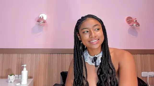 Laraebony_'s Live XXX Chat