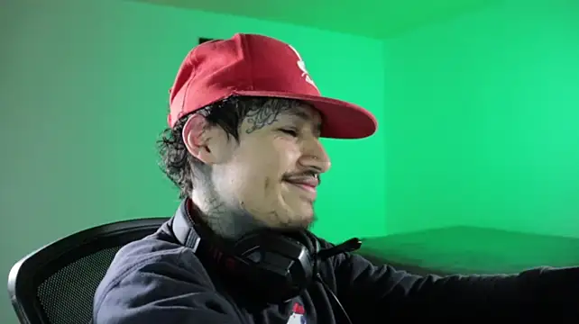 Chat XXX Live trieone
