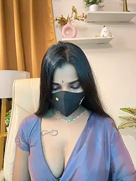 its_ur_flora Adlı Modelin Canlı XXX Sohbeti