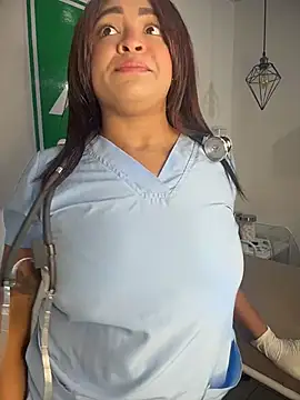 Nasty-Doctor Adlı Modelin Canlı XXX Sohbeti