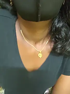 Tamil_lovelydoll96's Live XXX Chat