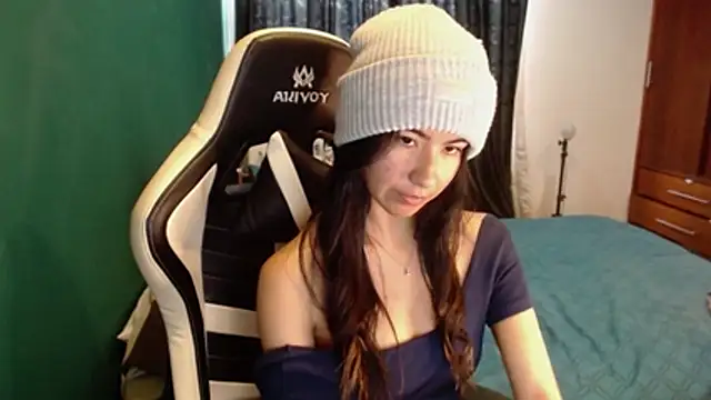 Živý XXX chat alice_middlee