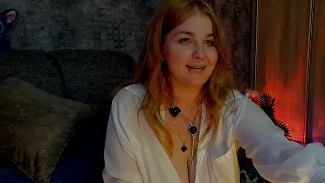 Chat +18 de CoraSwon ao vivo