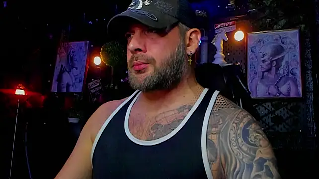 LexHardy Chat XXX in diretta