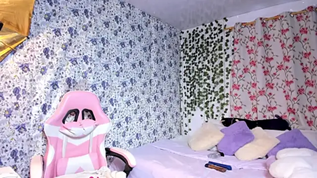 צ'אט XXX בשידור חי של violeta_milleer