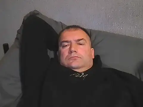 bambolino1978 Adlı Modelin Canlı XXX Sohbeti